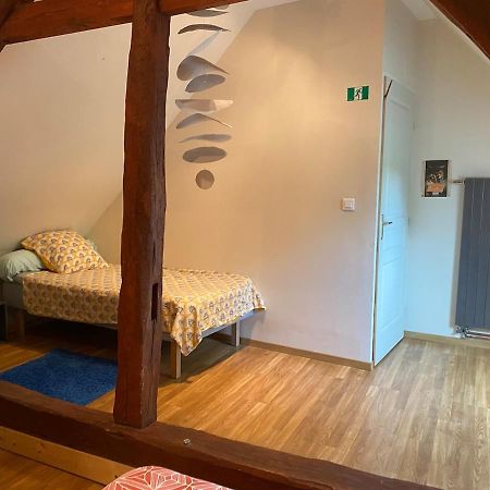 Вилла Le Refuge De Valprofonde Villeneuve-sur-Yonne Экстерьер фото