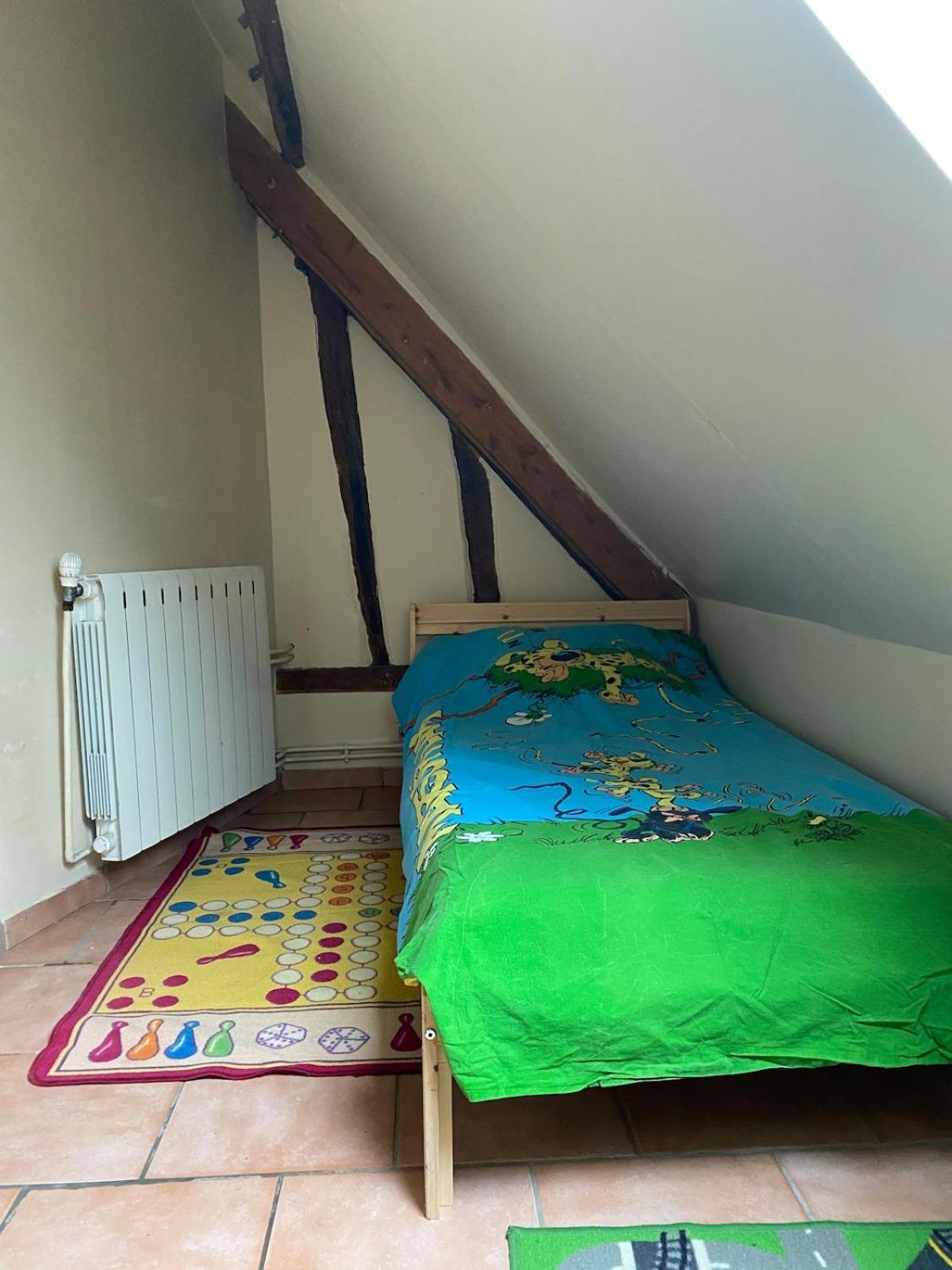 Вилла Le Refuge De Valprofonde Villeneuve-sur-Yonne Экстерьер фото