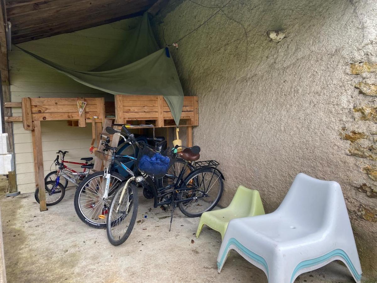 Вилла Le Refuge De Valprofonde Villeneuve-sur-Yonne Экстерьер фото